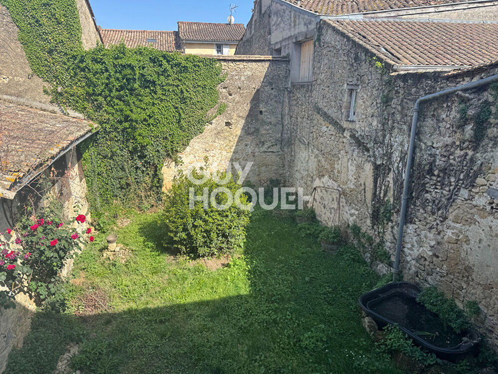 Vente Maison Maison de ville avec cour et garage Langon