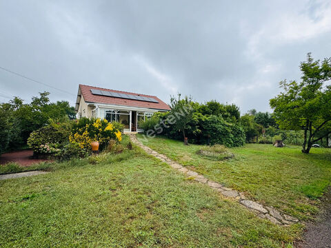   Maison 4 pi�ces de 144m� sur sous-sol - Sassenay - Calme - tr�s fort potentiel Maison - 4 pi�ce(s) - 144 m�