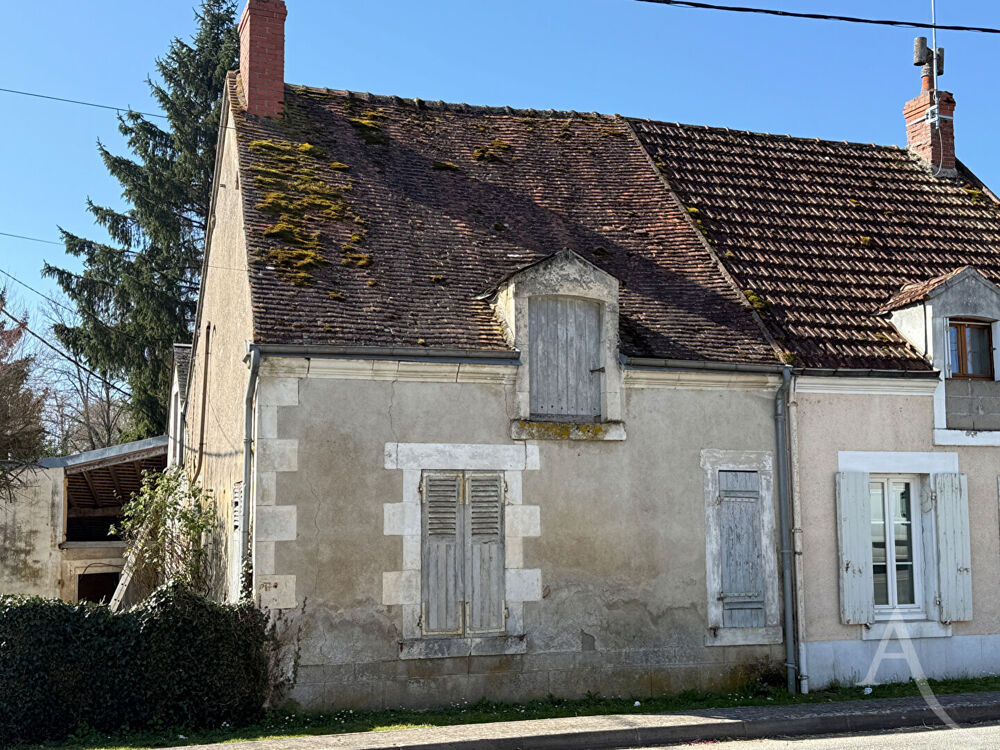 Maison à rénover située à CLAVIERES 36120 ARDENTES