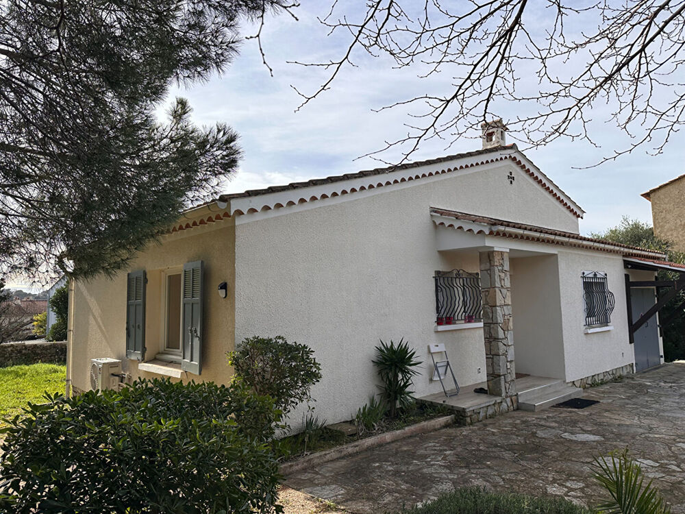 Maison Six Fours Les Plages 4 pièce(s) 67 m2