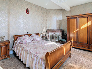  Maison � vendre 10 pi�ces 240 m�