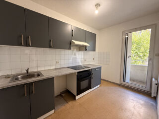  Appartement à louer 3 pièces 66 m²