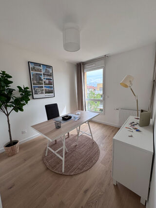  Appartement � vendre 4 pi�ces 90 m�