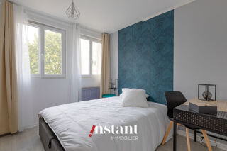  Appartement à louer 4 pièces 63 m²