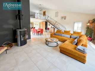  Maison à vendre 5 pièces 207 m²