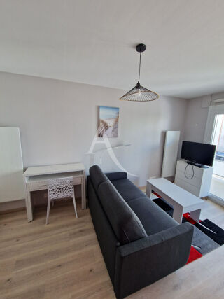 Appartement à louer 1 pièce 28 m²