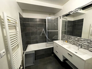  Appartement � louer 4 pi�ces 78 m�