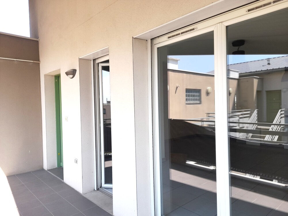 Vente Appartement Appartement Chassieu T3 TERRASSE.GARAGE Chassieu