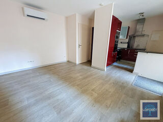  Appartement à louer 2 pièces 38 m²