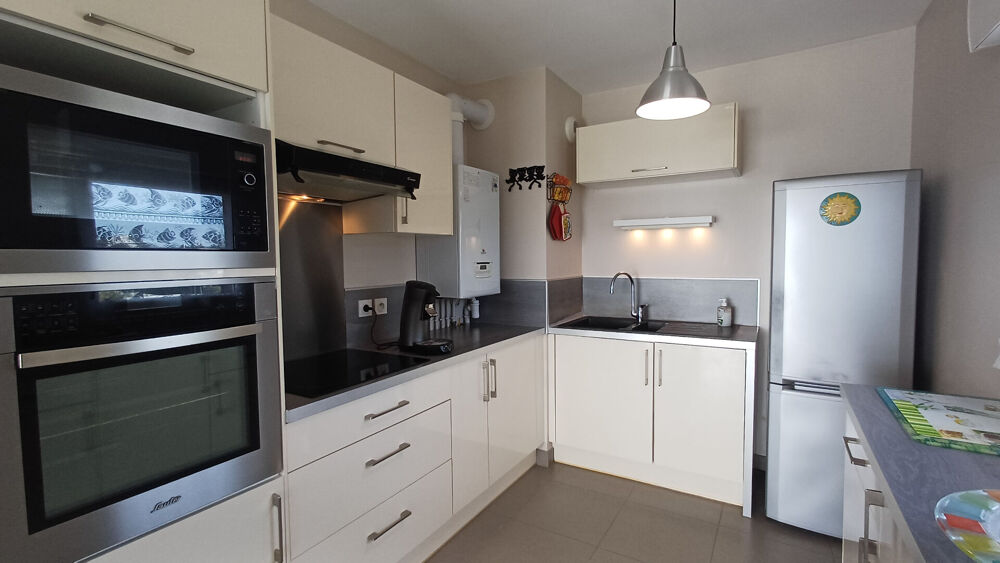 Appartement Sète 4 pièces 94 m2 + 2 garages