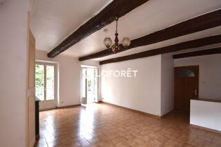  Appartement à louer 4 pièces 110 m²