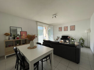  Appartement à louer 3 pièces 64 m²