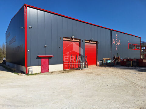Entrep&ocirc;t industriel &agrave; vendre proche de Montpon M&eacute;nest&eacute;rol 1040000 24700 Montpon menesterol
