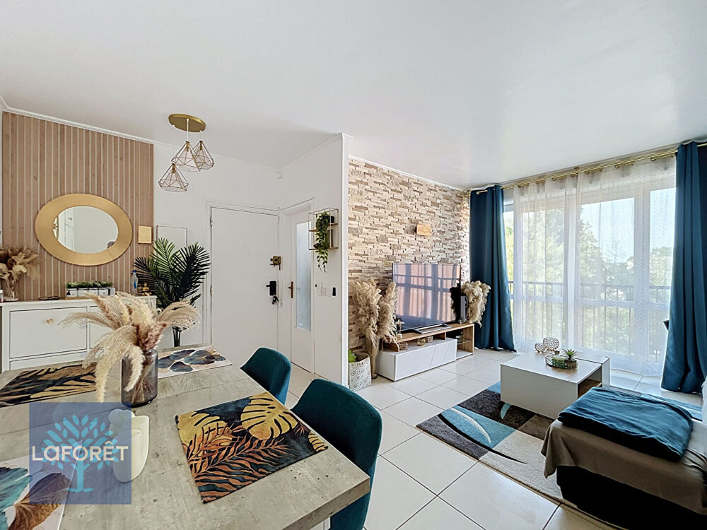 Appartement Corbeil Essonnes 3 pièces 63.64 m2