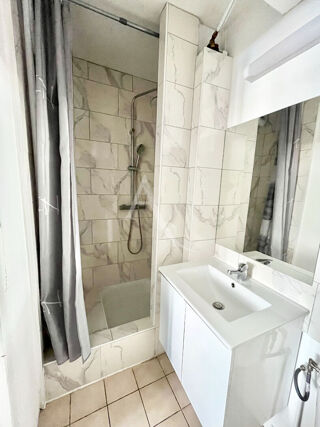  Appartement à louer 1 pièce 21 m²