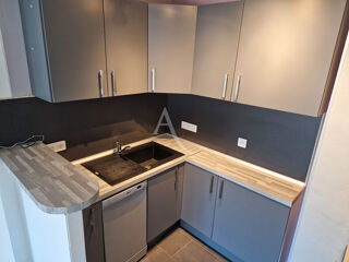  Appartement à louer 2 pièces 45 m²