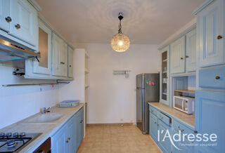 Appartement à louer 3 pièces 69 m²