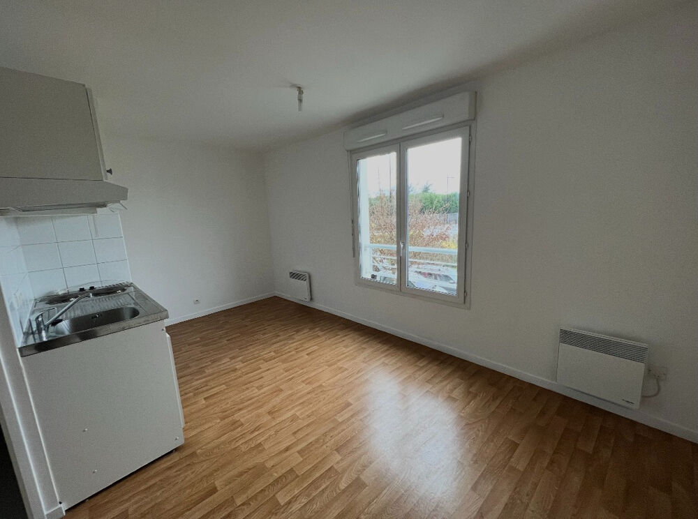 Appartement Corbeil Essonnes 1 pièce(s) 22 m2