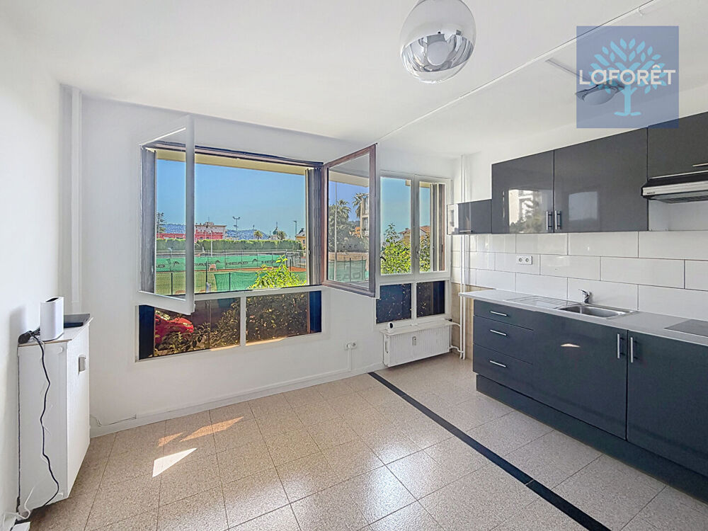 Vente Appartement STUDIO RÉNOVÉ - TRÈS LUMINEUX - 21,42 m² -BAS DU PARC IMPÉRIAL Nice