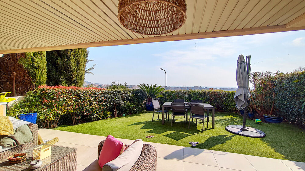 Appartement 4 pièces 110 m² · à Cagnes sur Mer · 110 m² · 739 000 €