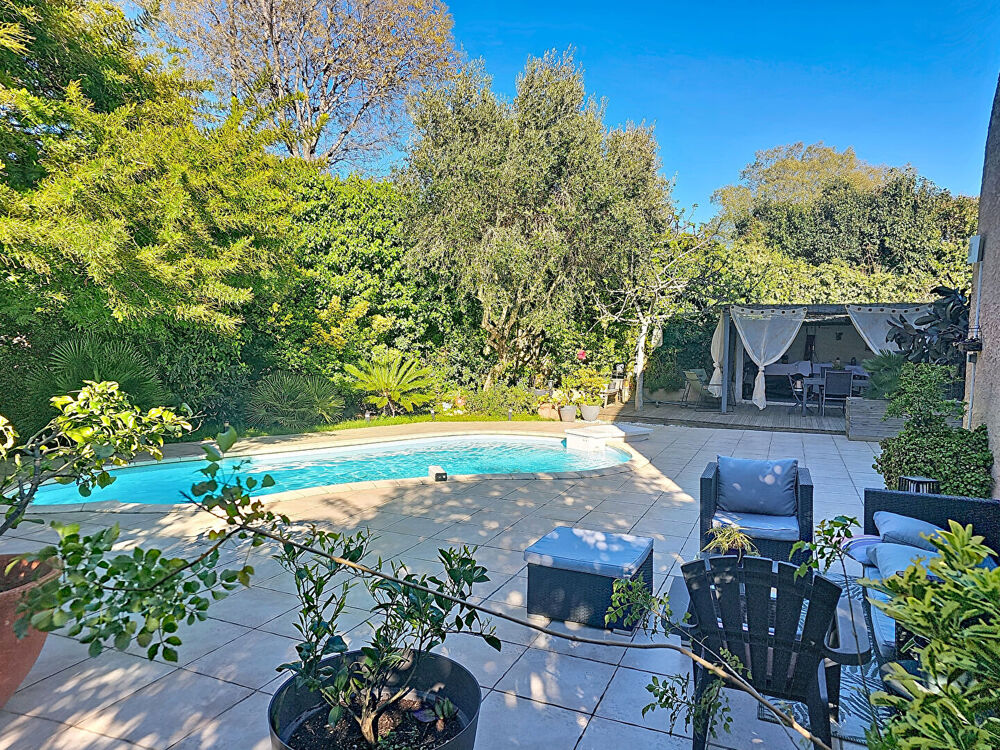 Vente Maison Maison Sanary Sur Mer 5 pièces - Beaucours Sanary sur mer