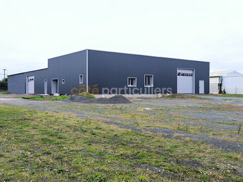 A LOUER SAINTE GEMME LA PLAINE BATIMENT INDUSTRIEL 2800 85400 Sainte gemme la plaine