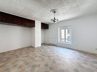  Appartement à louer 4 pièces 105 m²