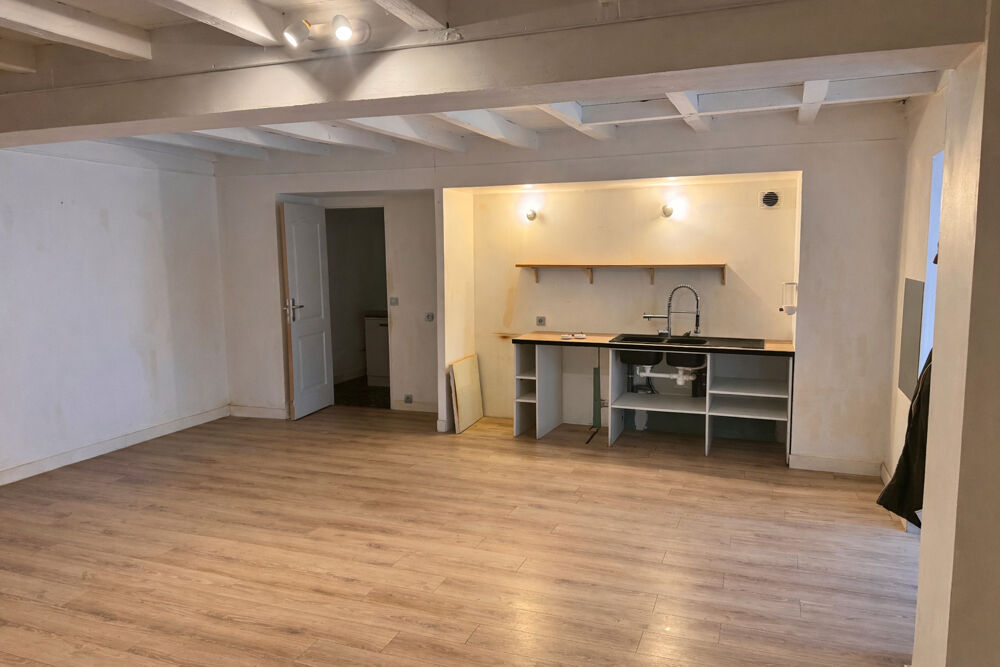 Appartement Lussant 6 pièce(s) 128.40 m2