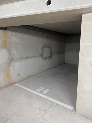  Parking / Garage  vendre 17 m