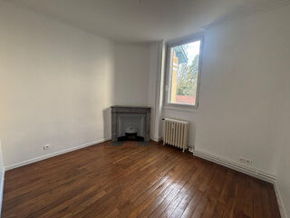 Appartement à louer 3 pièces 50 m²