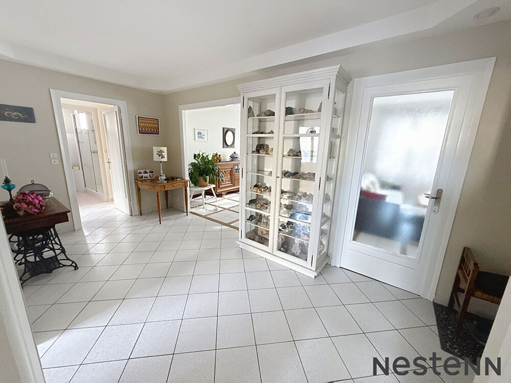 Vente Appartement À vendre : Appartement spacieux de 5 pièces à Saint-Étienne Fauriel Saint etienne