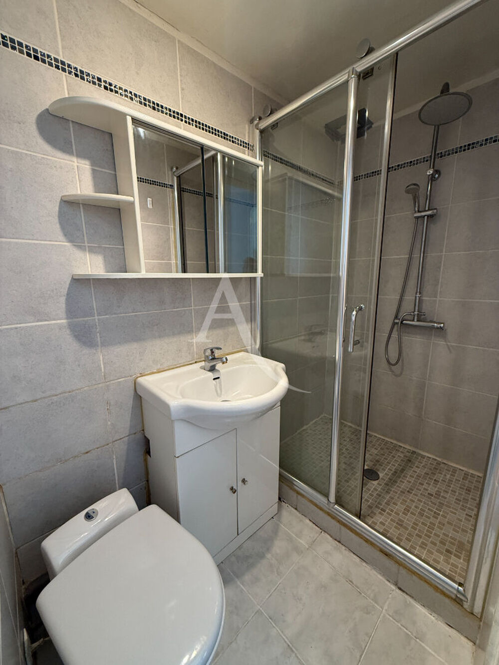 Location Appartement Appartement Dourdan 1 pièce(s) 11.44 m2 Dourdan