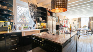  Maison � vendre 8 pi�ces 338 m�