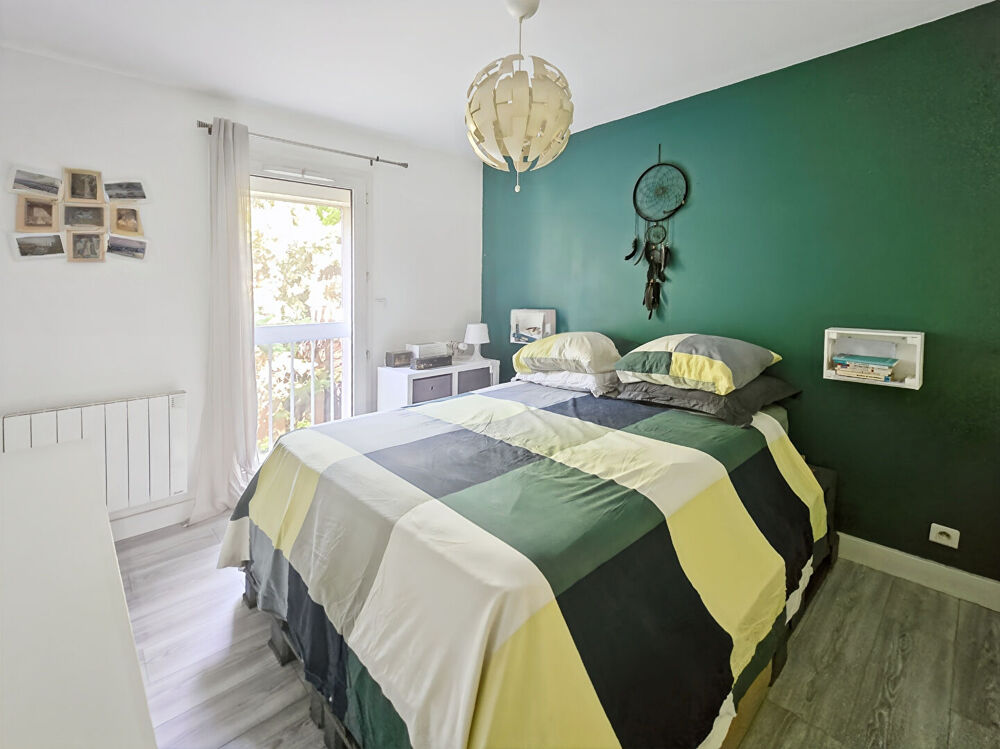EXCLUSIVITÉ ! T3 avec terrasse, 2 parking et aucun travaux à prévoir 13013 Marseille Secteur Château-Gombert