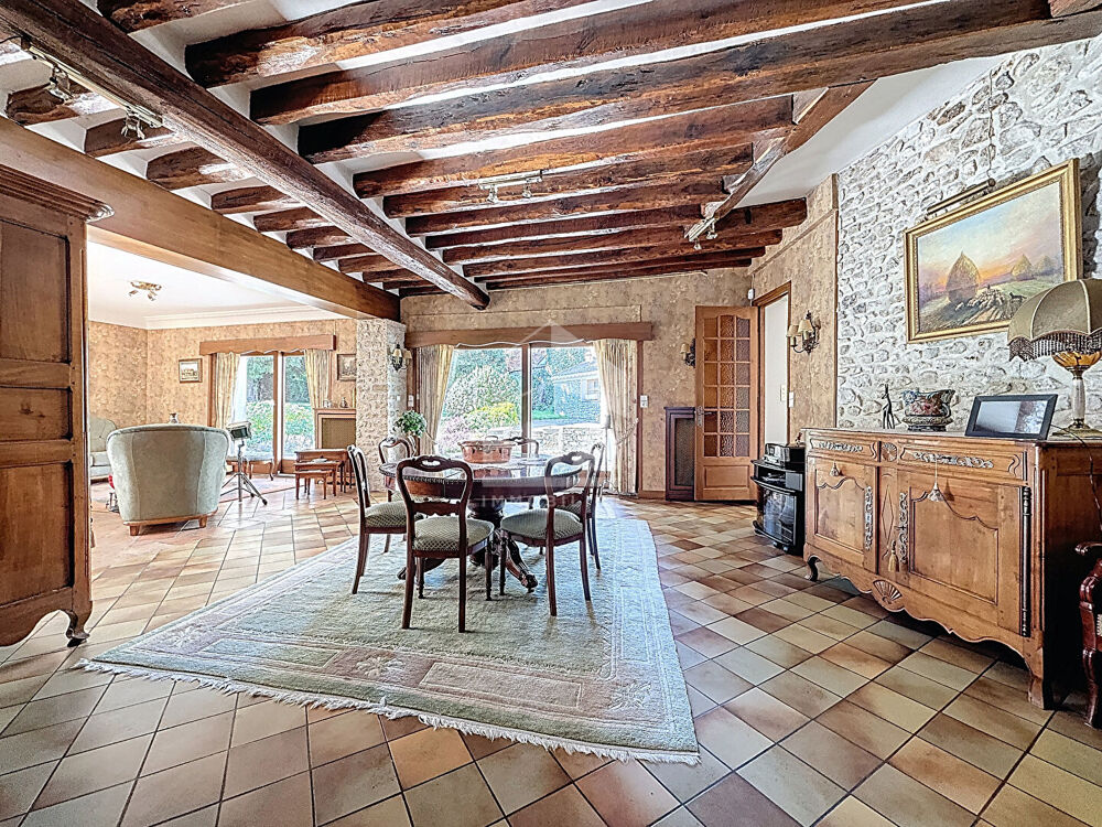 Maison à vendre à Etampes 9 pièce(s) 280m²