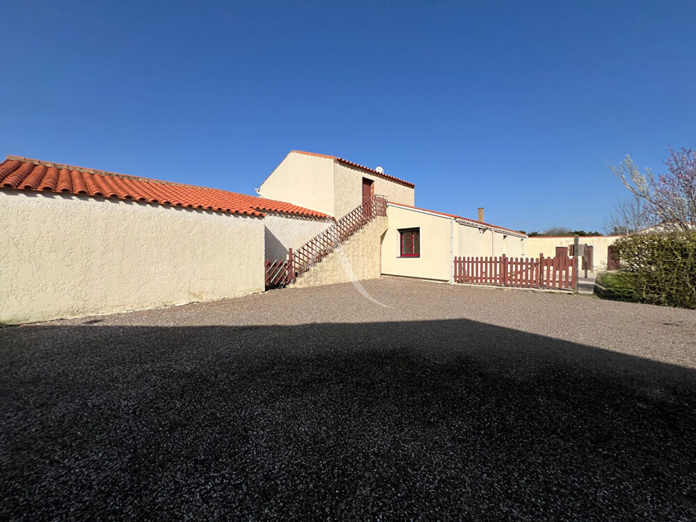 Maison 6 pièces (LE BERNARD)