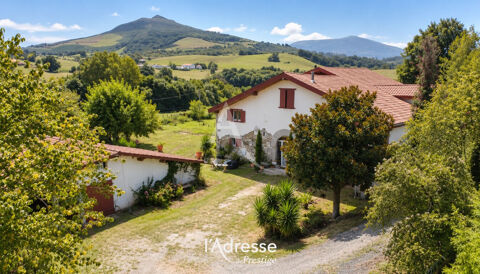   Maison Ayherre 7 pièce(s) 180 m2 Maison - 7 pièce(s) - 180 m²