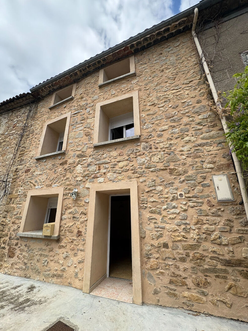 Maison de village en pierre Nebias ? 3 chambres ? Proche de Puivert