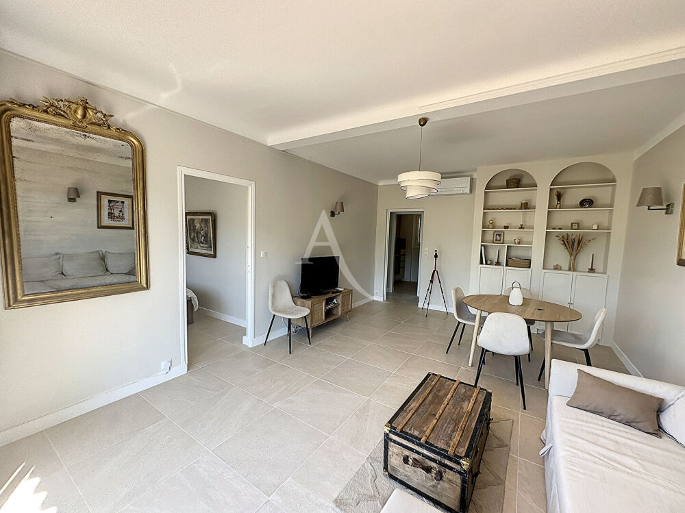 Location Appartement Appartement Cannes Isola Bella 3 pièces 62.06 m2 calme Cannes