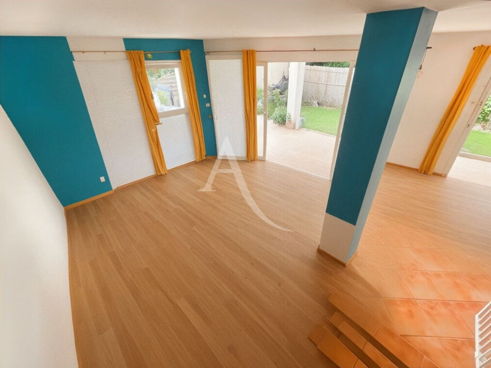 LE PRADET, vente en viager libre loué d'une villa T7 de 137.95 m² utiles
