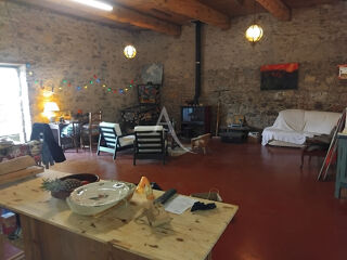  Maison � vendre 9 pi�ces 275 m�