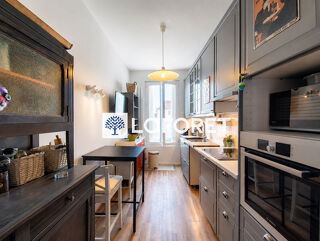  Immeuble à vendre 5 pièces 176 m²