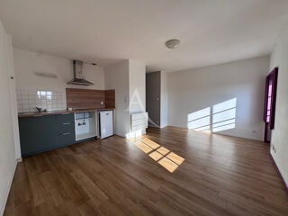  Appartement à louer 1 pièce 26 m²