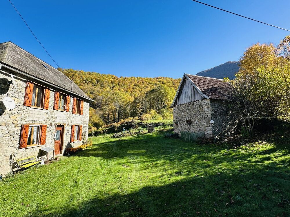 Vente Maison Maison et dépendances ,Au pied du Valier 09800. Uchentein