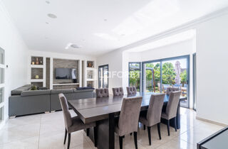  Maison à vendre 8 pièces 204 m²