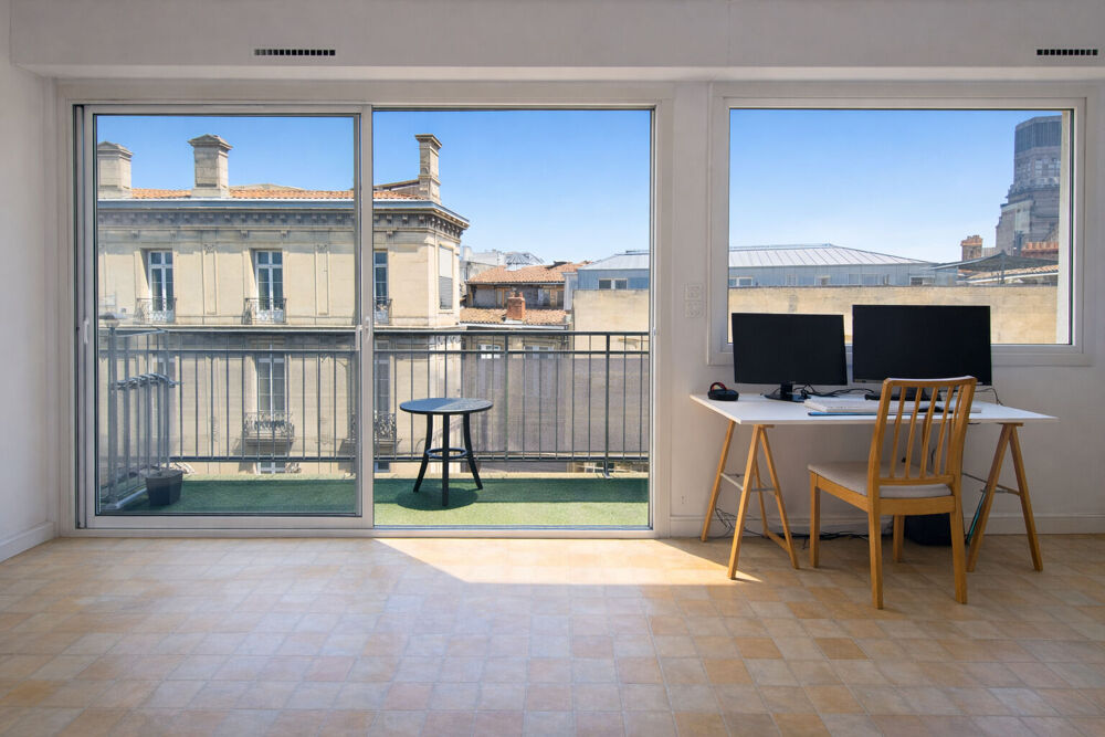 Vente Appartement Bordeaux centre / Mus�e D'Aquitaine - T1 Bis lou� lumineux avec balcon. Bordeaux