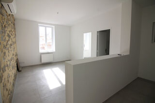  Appartement à louer 2 pièces 42 m²