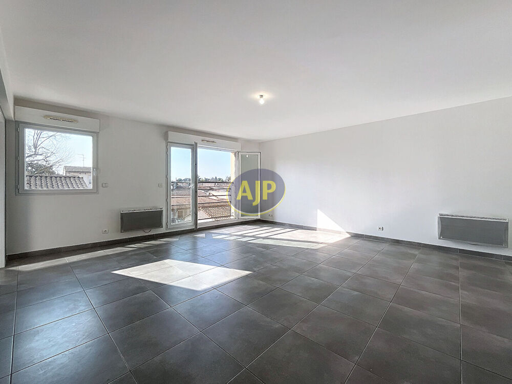 T3 74 m² résidence récente