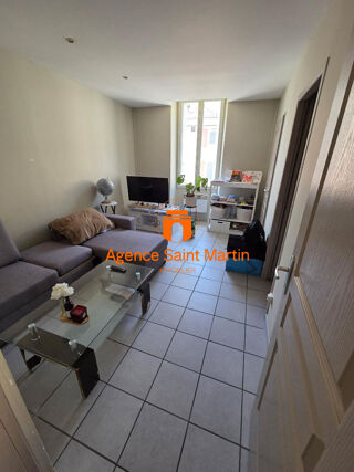 Immeuble à vendre 15 + pièces 300 m²