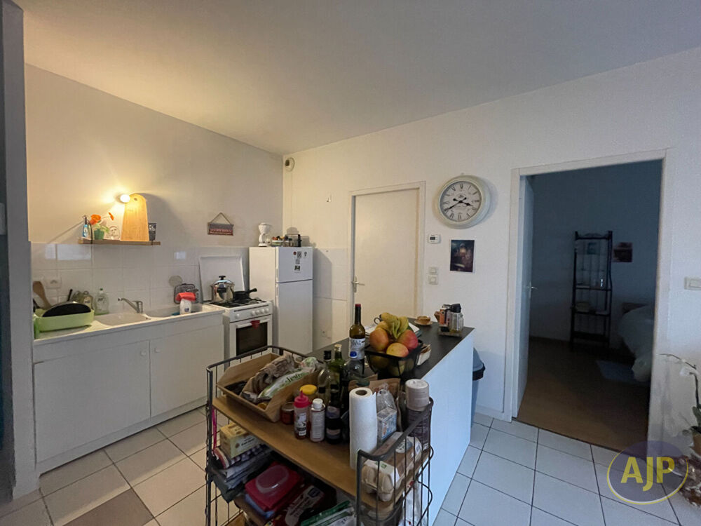 Appartement Saintes 2 pièce(s) 41.79 m2